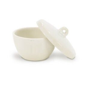 Ceramic crucible with lid