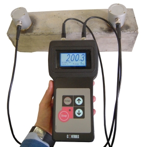 Ultrasonic pulse velocity tester